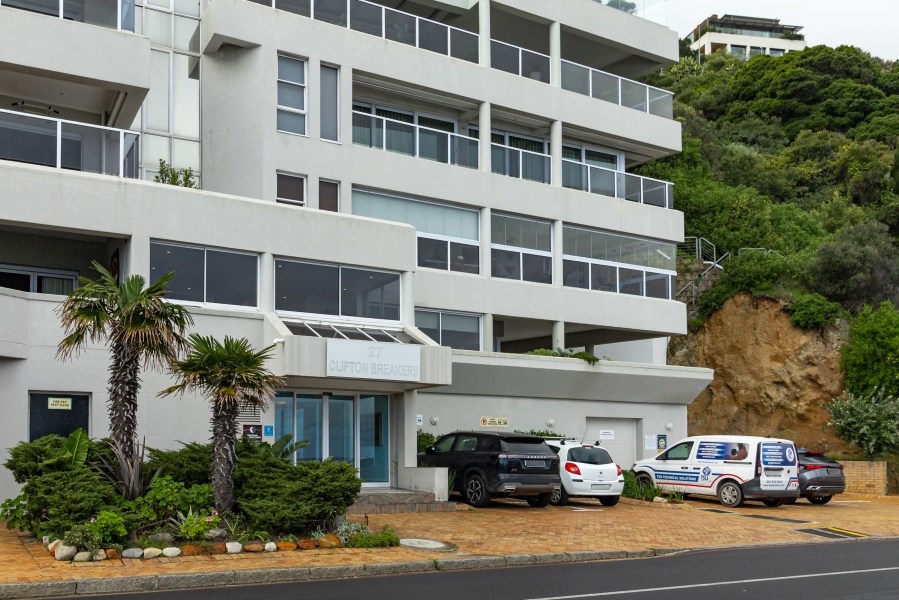 To Let 2 Bedroom Property for Rent in Clifton Western Cape